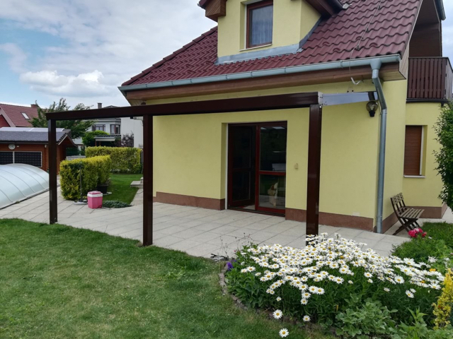 Zastřešení terasy bez stavebního povolení – co je dobré vědět